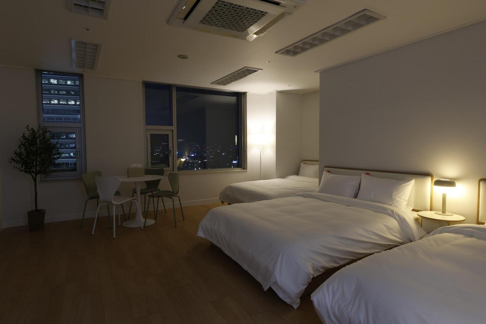 "Grand Opened" Maxtyle Guesthouse Dongdaemun โซล ภายนอก รูปภาพ