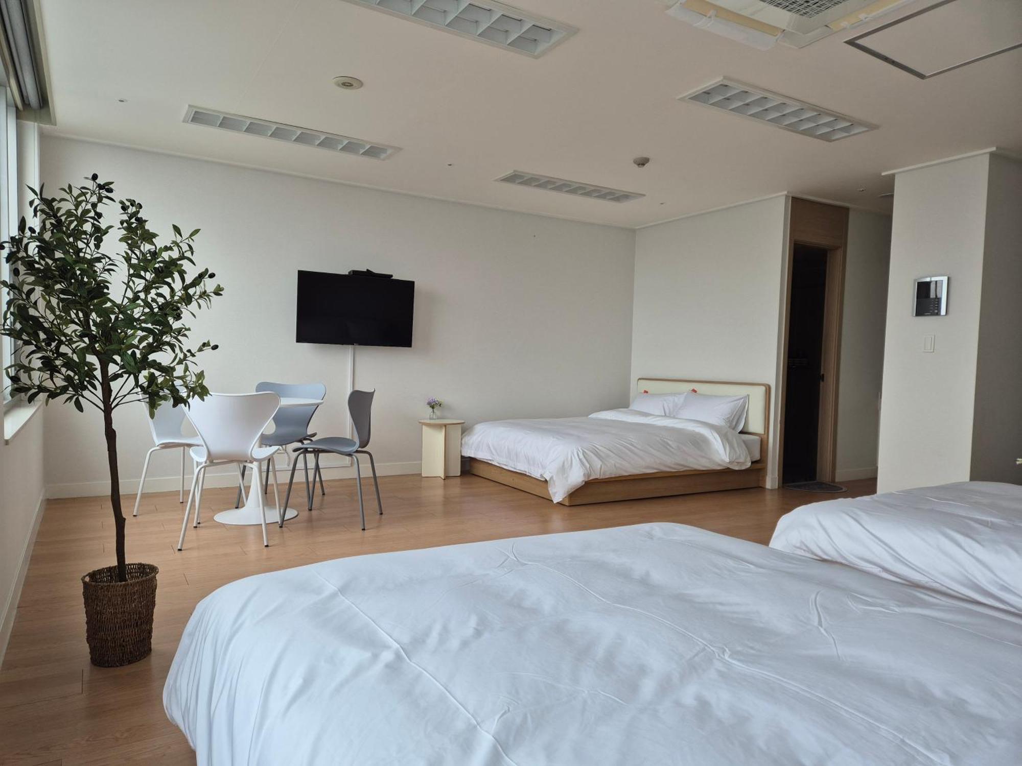 "Grand Opened" Maxtyle Guesthouse Dongdaemun โซล ภายนอก รูปภาพ