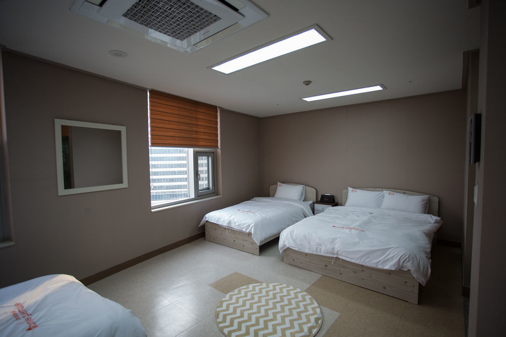 "Grand Opened" Maxtyle Guesthouse Dongdaemun โซล ภายนอก รูปภาพ