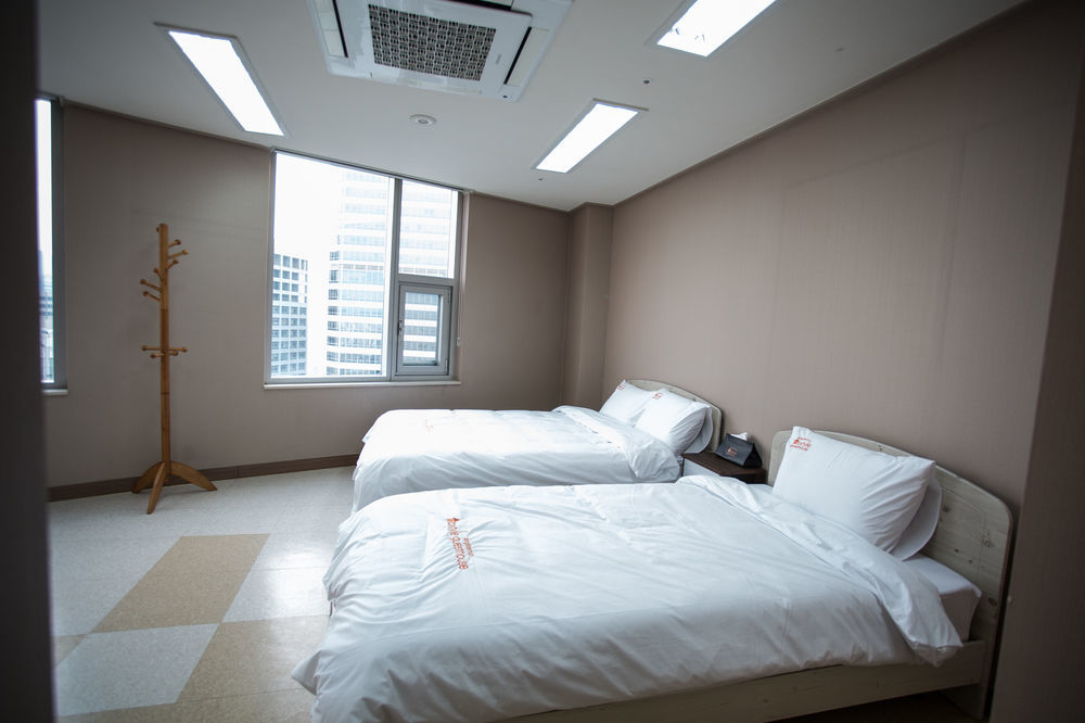 "Grand Opened" Maxtyle Guesthouse Dongdaemun โซล ภายนอก รูปภาพ